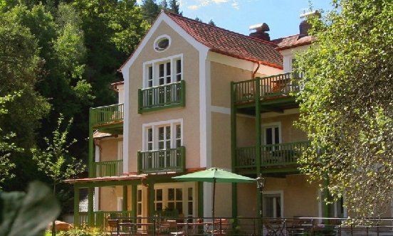 Alte Glasschleife – Seminarium, Gärten, FeWo